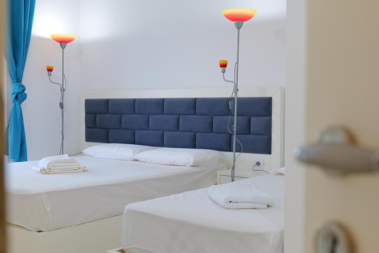 Davide Rooms ساراندا المظهر الخارجي الصورة